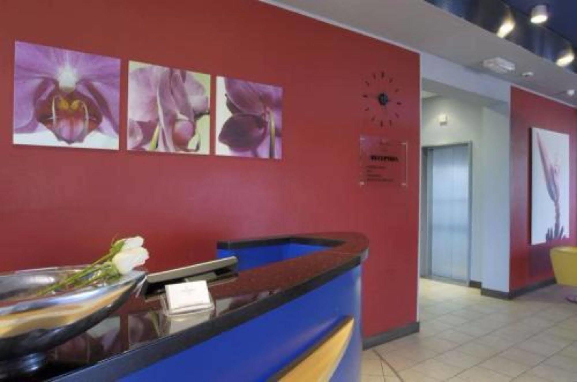 Executive Hotel Forlì Exterior foto